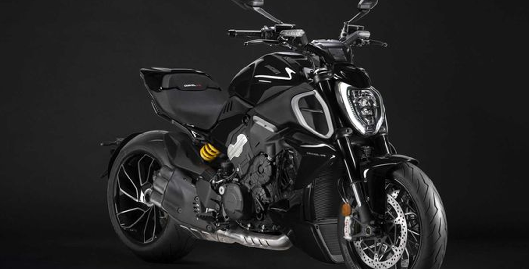 Ducati Diavel V4