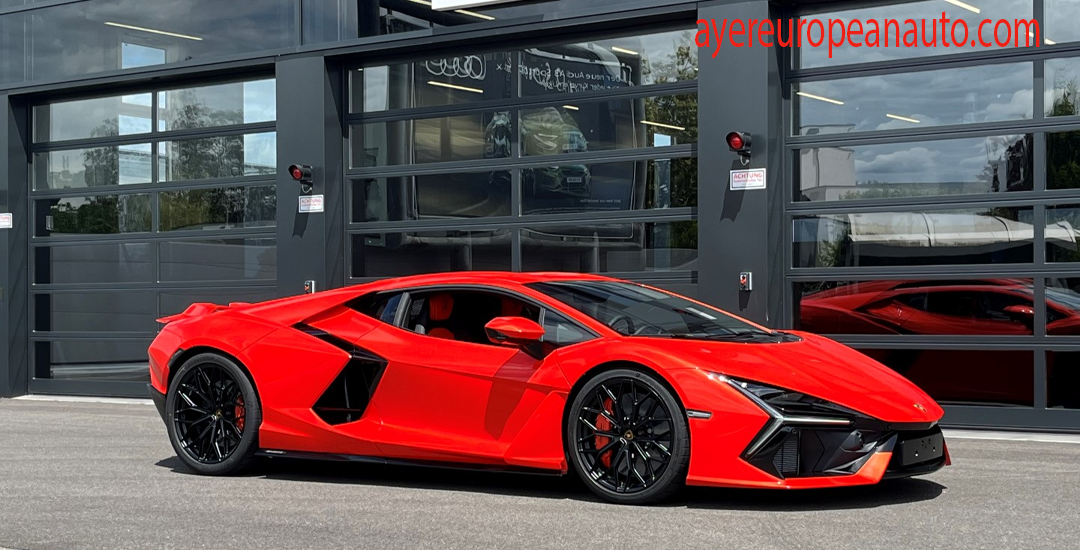 Lamborghini Revuelto